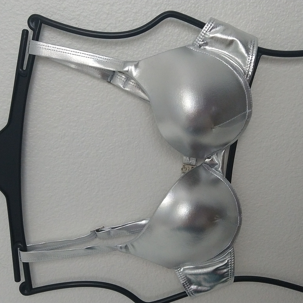 Silver bikini - Picture 2 of 6